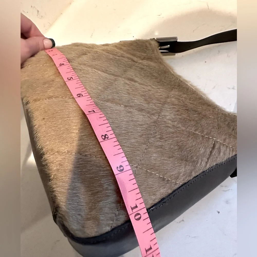Saks Fifth Avenue Fur and leather Handbag - Picture 6 of 7